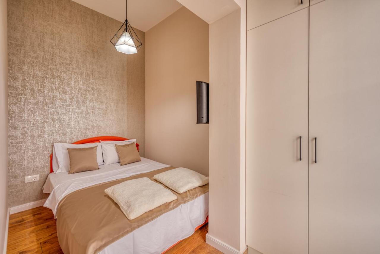 Apartments Vujosevic ติวัต ภายนอก รูปภาพ