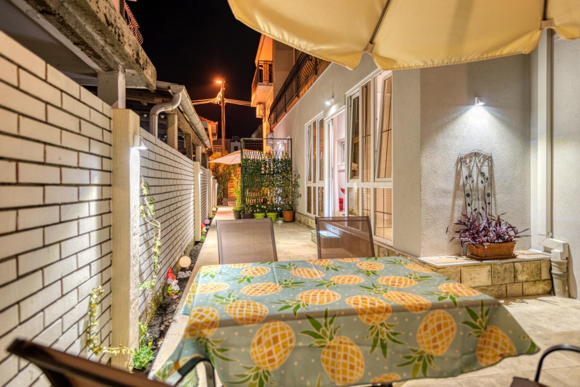 Apartments Vujosevic ติวัต ภายนอก รูปภาพ